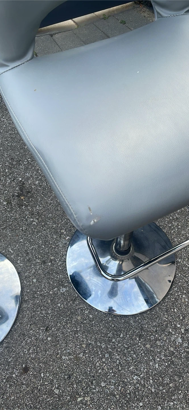 Set of two grey faux leather bar stools - photo 3