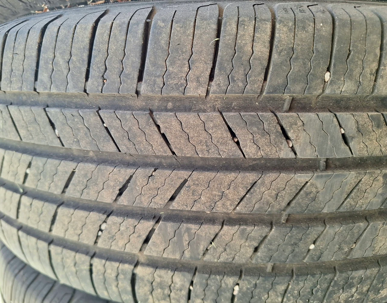 Michelin 205/55R16 All-Season Tire with rims - photo 5