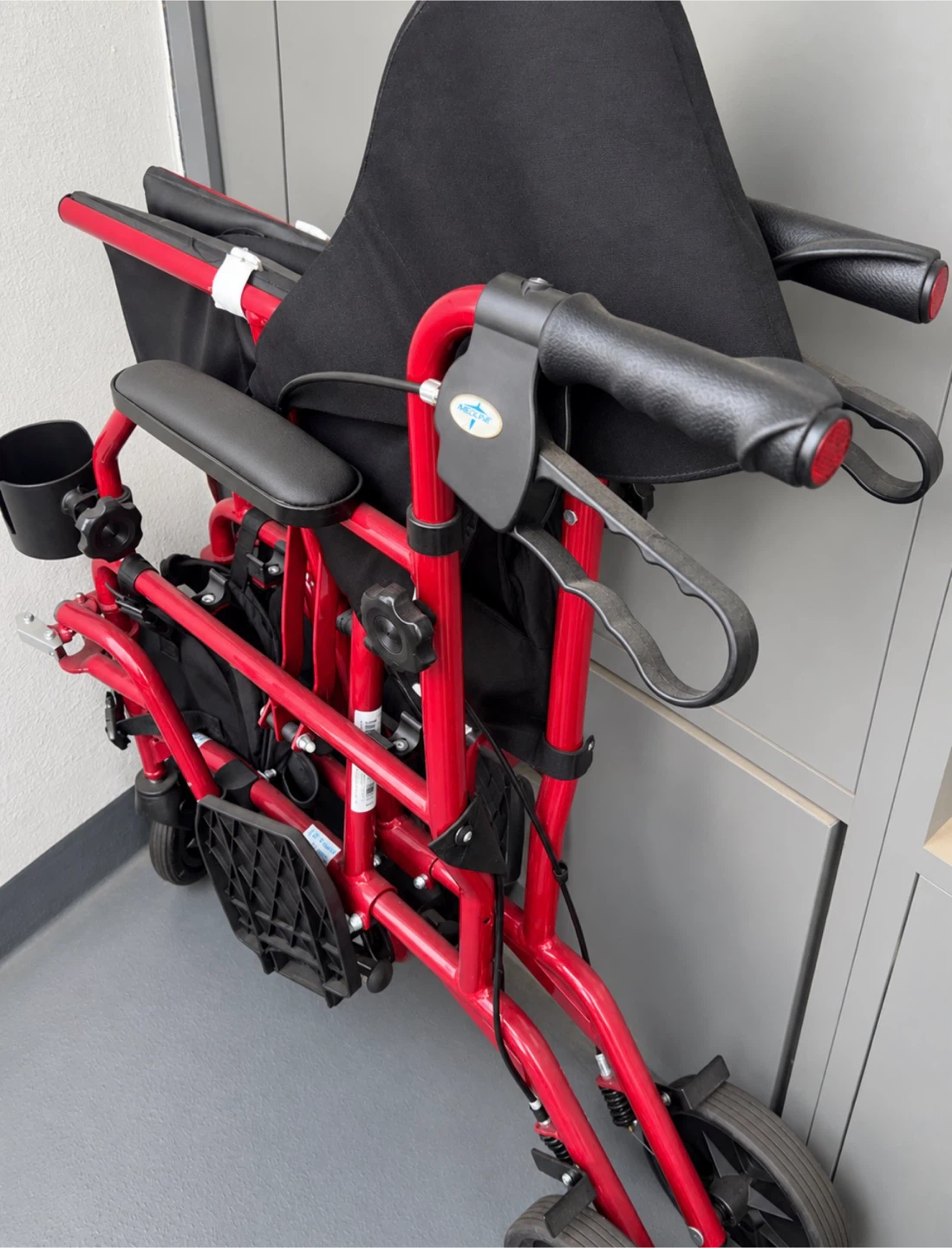 Walker & Transport Wheelchair 2 in 1