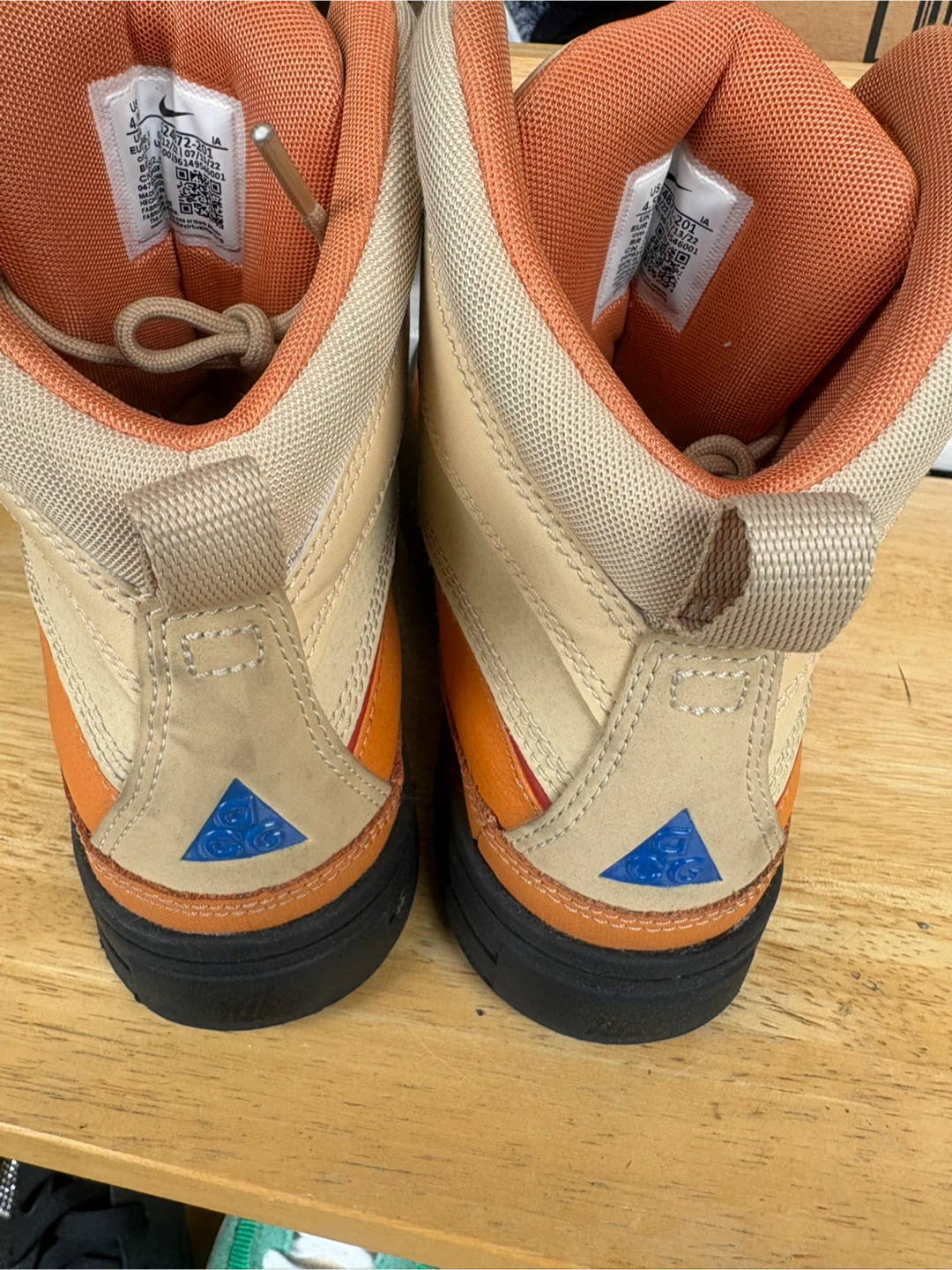 Nike ACG Woodside Boots Size 4.5Y - photo 3