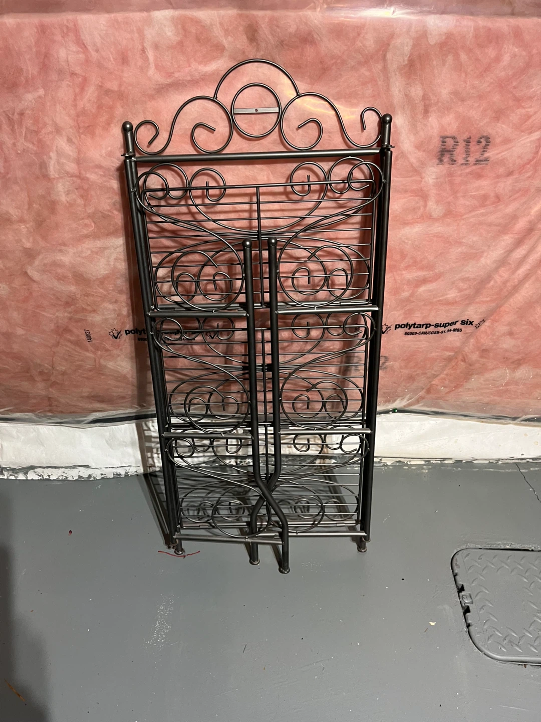 Metal Folding Scrollwork Shelf - photo 3