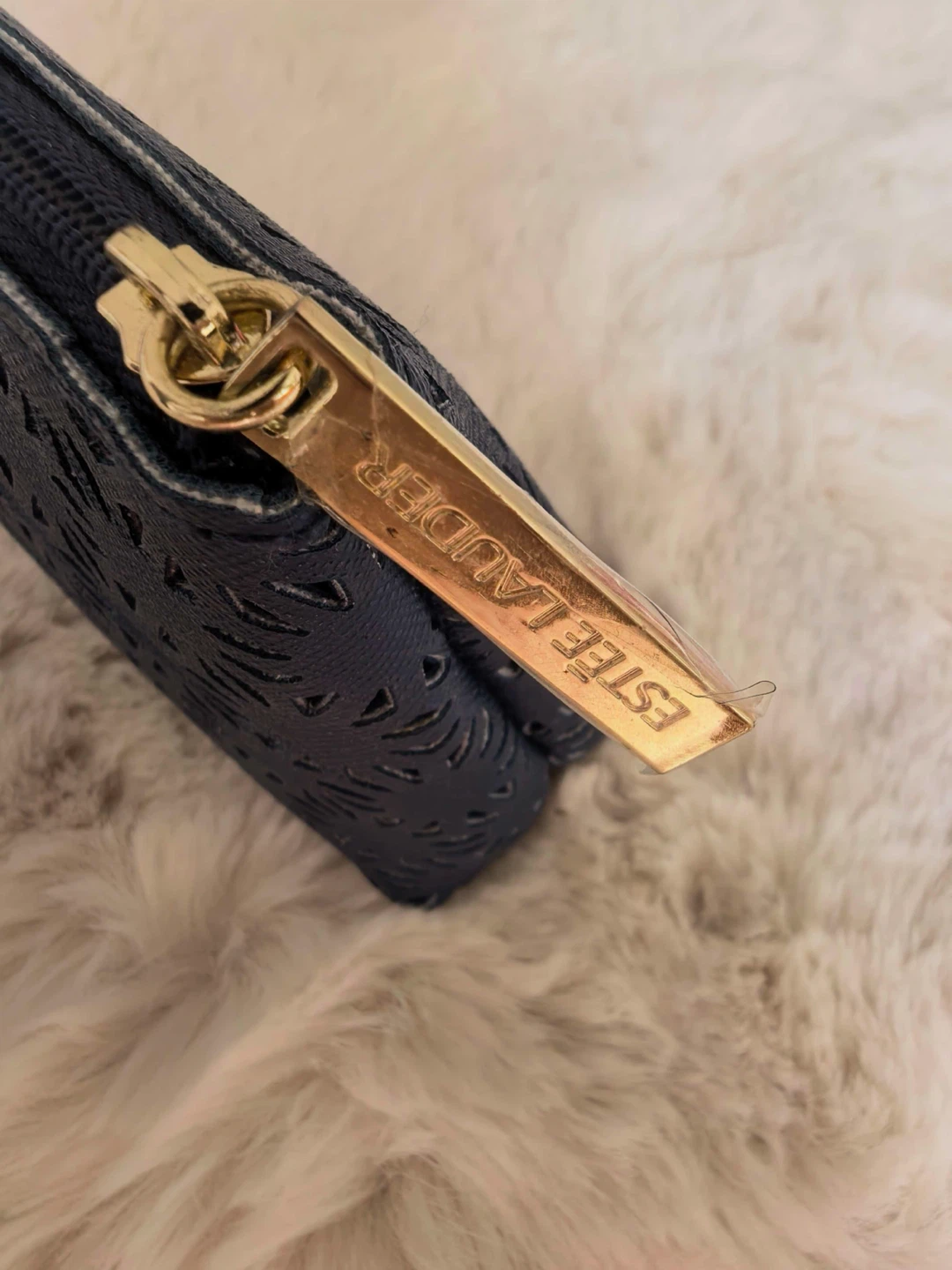 Estée Lauder Cosmetic Pouch - photo 2