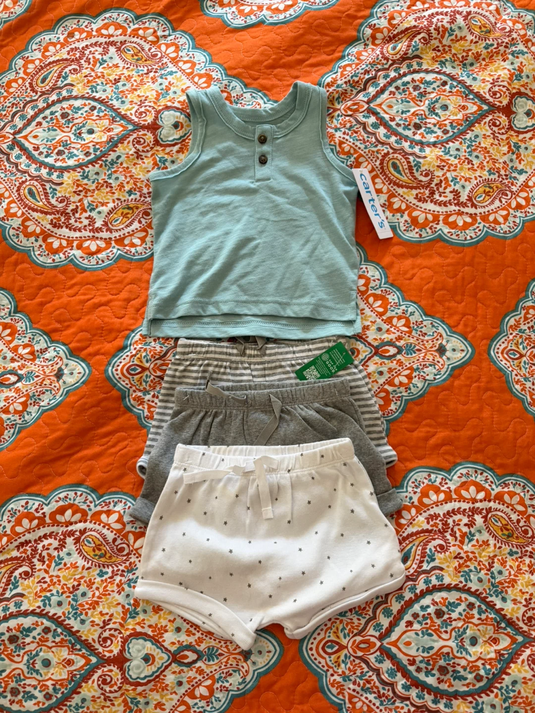 NWT set of baby GAP shorts carters tank top 3-6 months