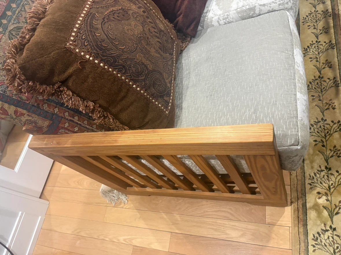 Wooden sofa - photo 2
