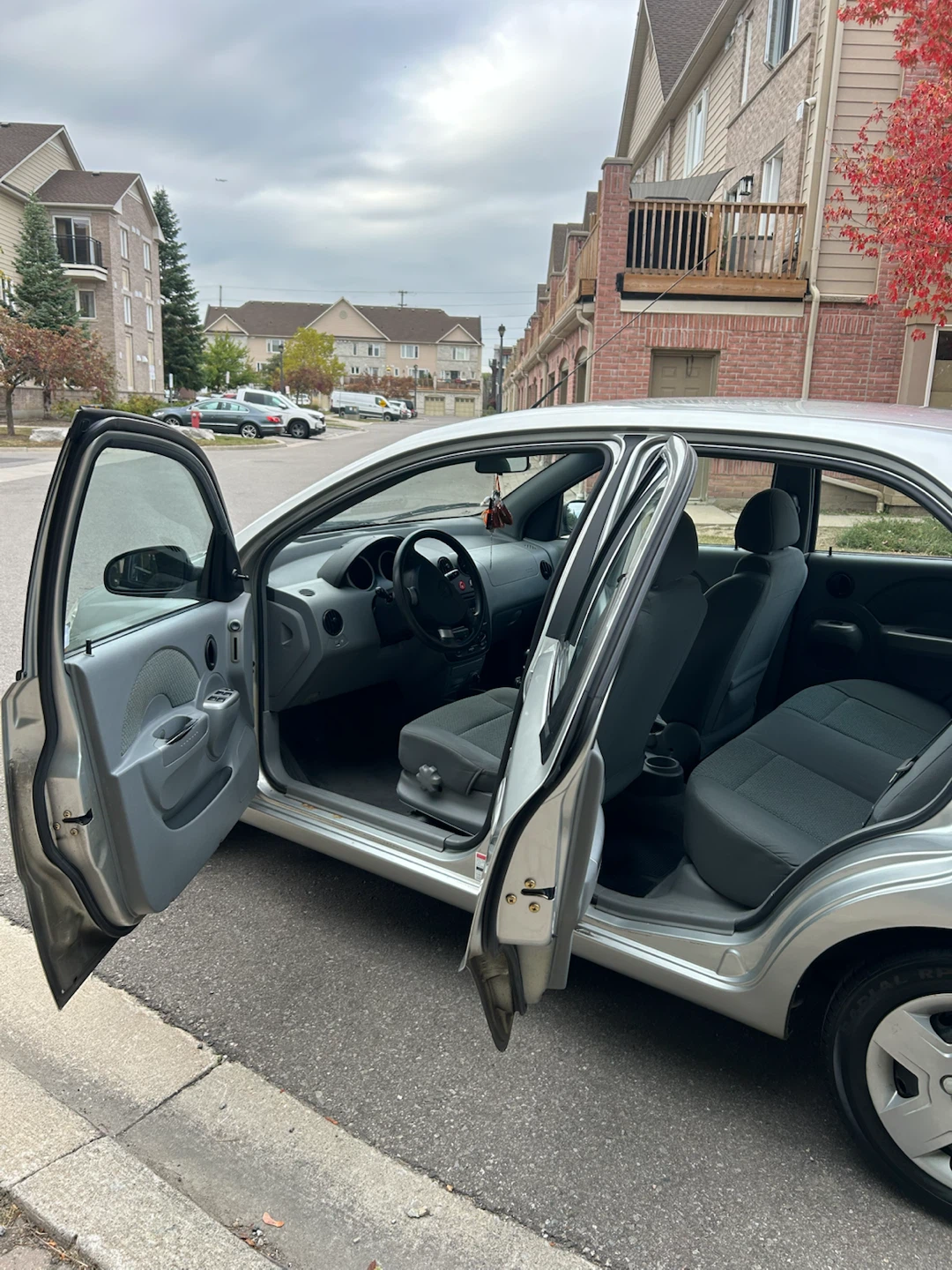 71,000kms 1 Owner Manual 4DR Wave!!! - photo 5