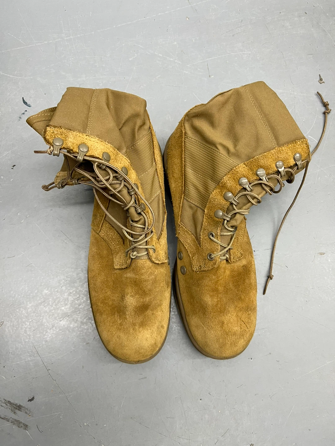 US Army Hot Weather Combat Boots Size 12.5R