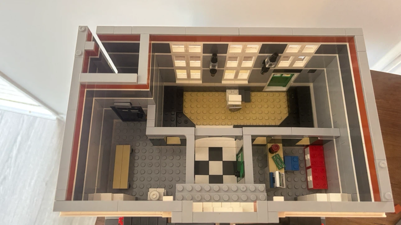 Modular Building Town Hall Set 10224 - photo 2