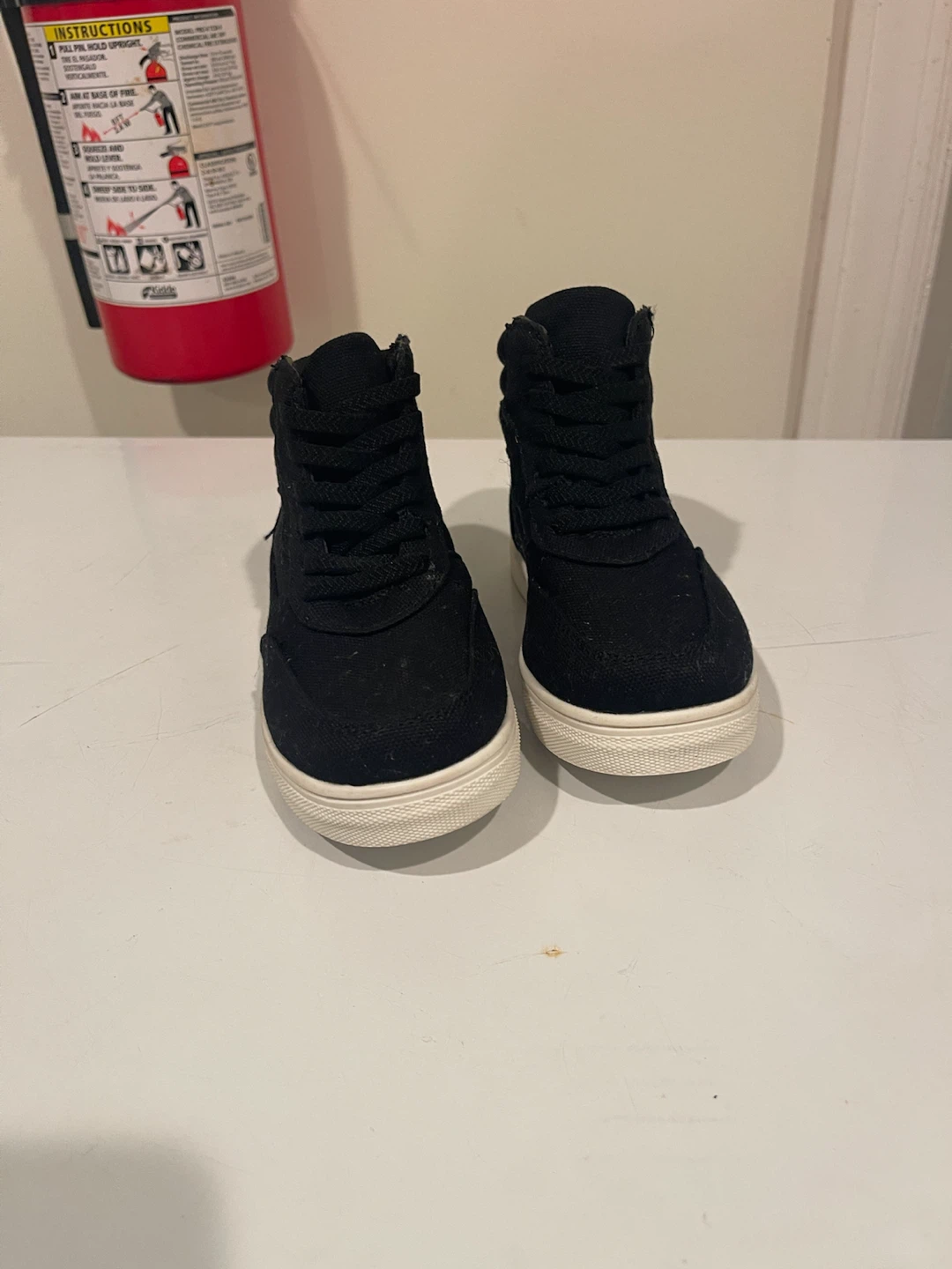 Fabkids black high-top sneakers size US T7 - photo 2
