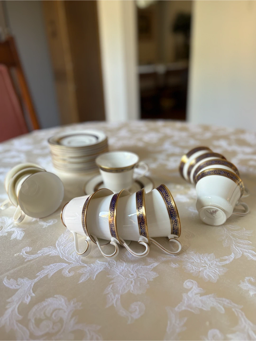 Royal Doulton Harlow Tea Cups and Saucers - photo 3