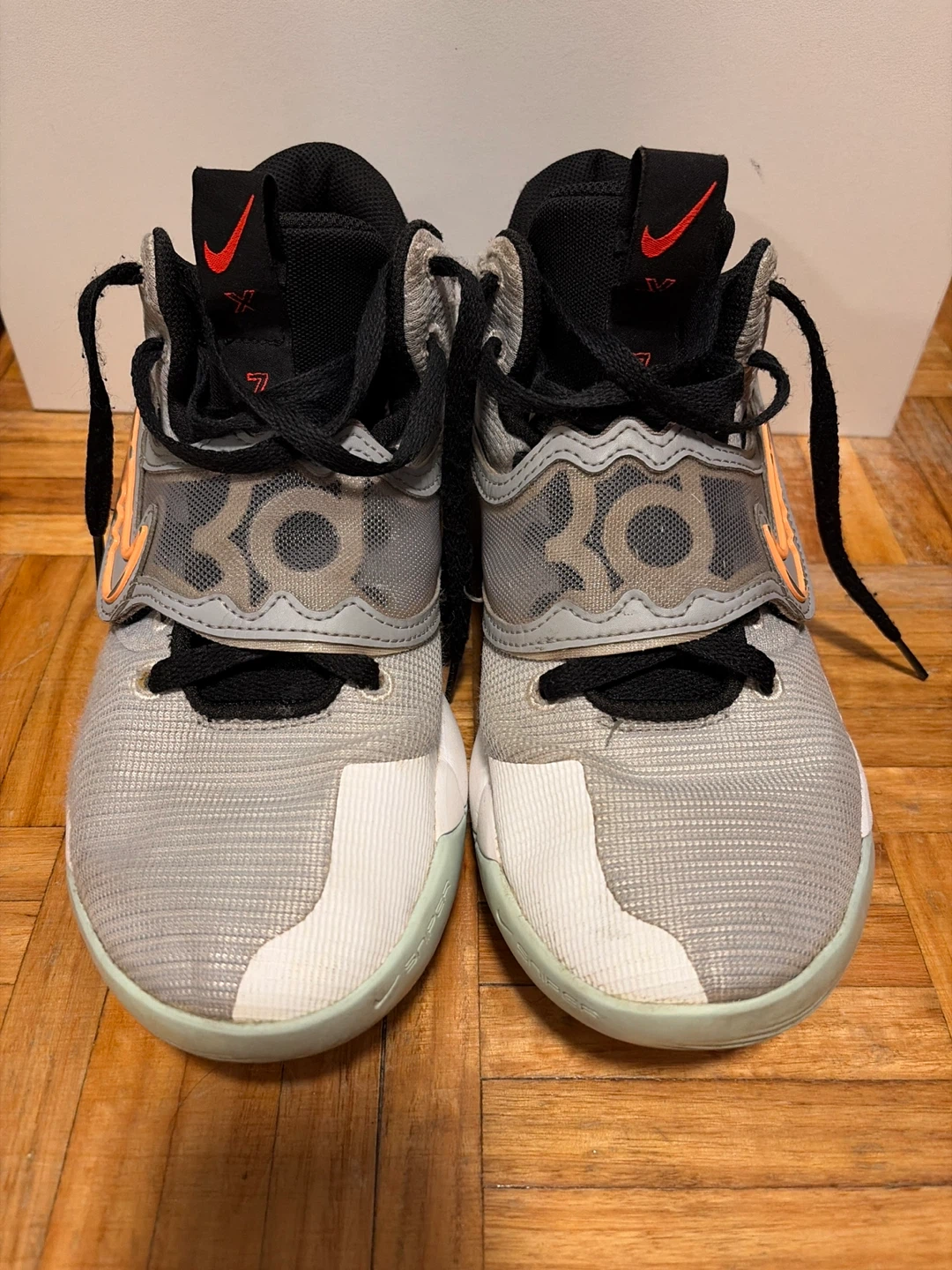 Nike KD Trey 5 Basketball Shoes 8.5