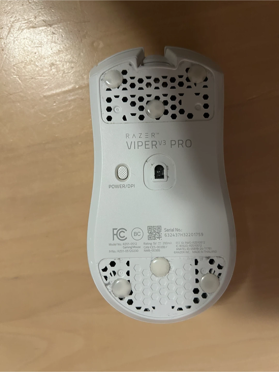 Razer Viper V3 Pro SE with Artisan skates - photo 2