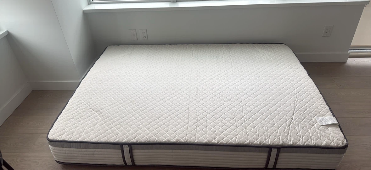 Moving sale - Full/Double mattress - photo 2