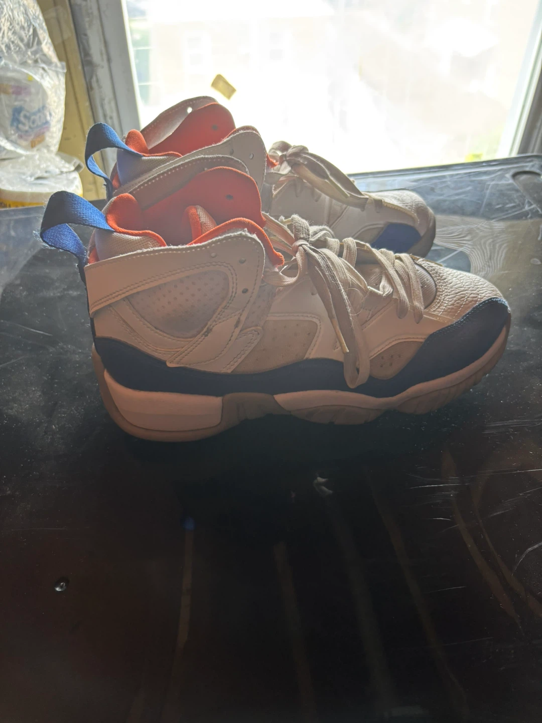 Jordan Sneakers Youth Size 7Y - photo 2