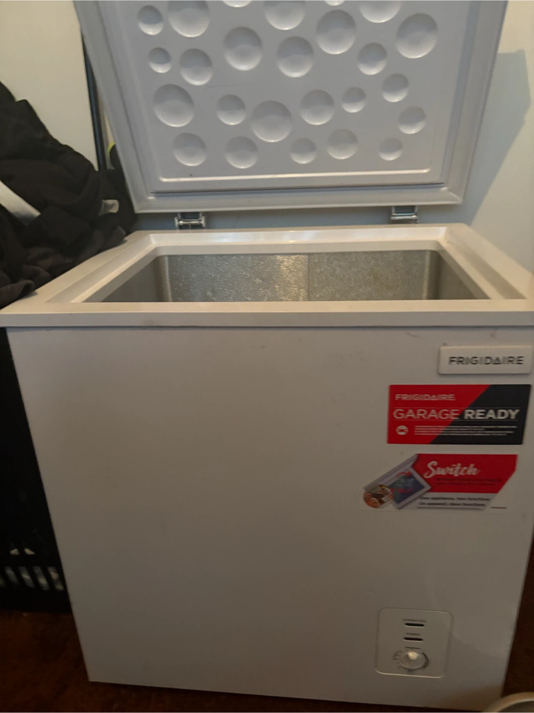 Frigidaire Garage Ready Chest Freezer
