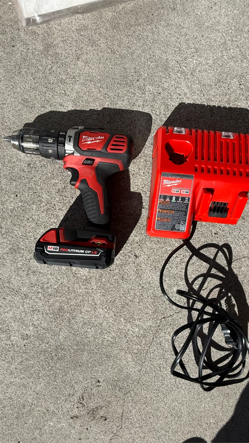 Milwaukee M18 Hammer Drill with Battery and Charger