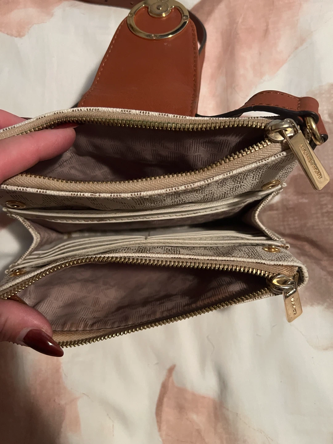 Michael Kors Crossbody Bag - photo 5
