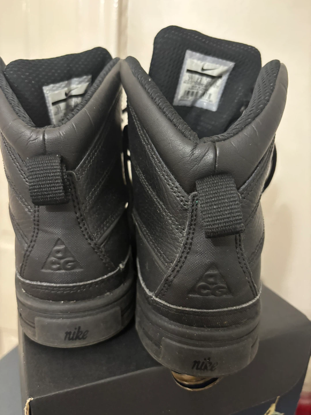 Nike ACG All Black Boots - photo 2