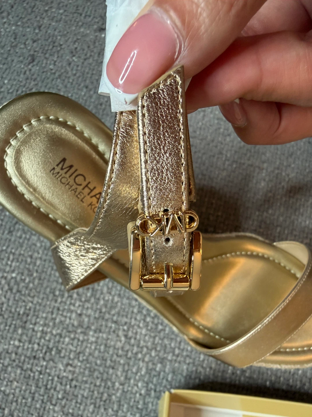 Michael Kors Leighton Gold Metallic Espadrille Wedge Sandals 9 - photo 3