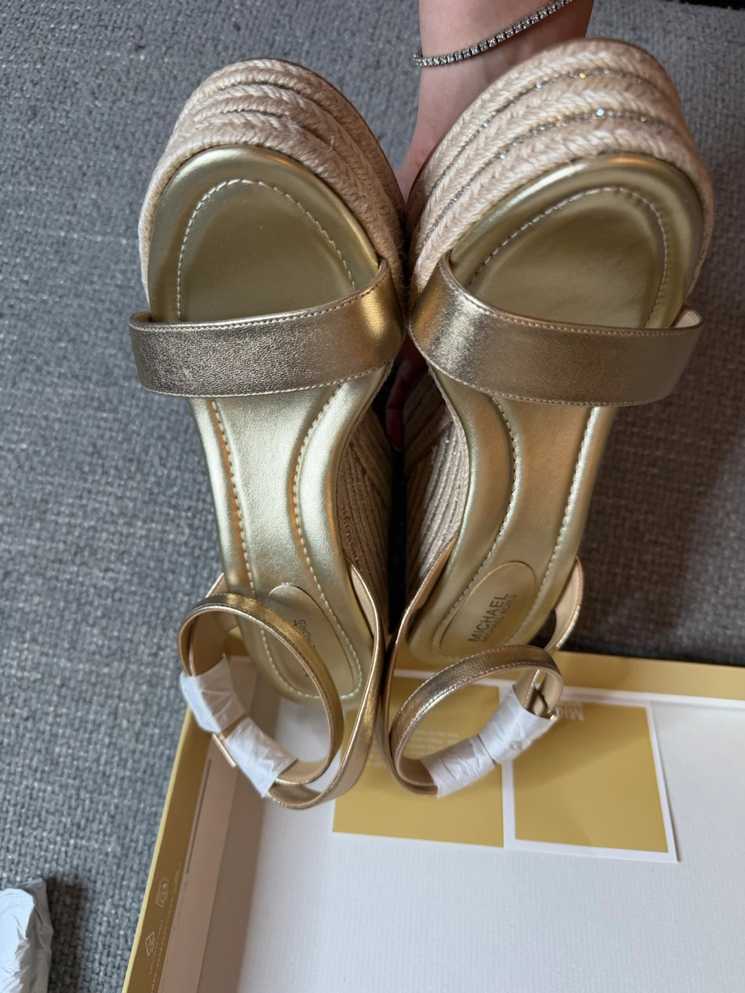 Michael Kors Leighton Gold Metallic Espadrille Wedge Sandals 9 - photo 5