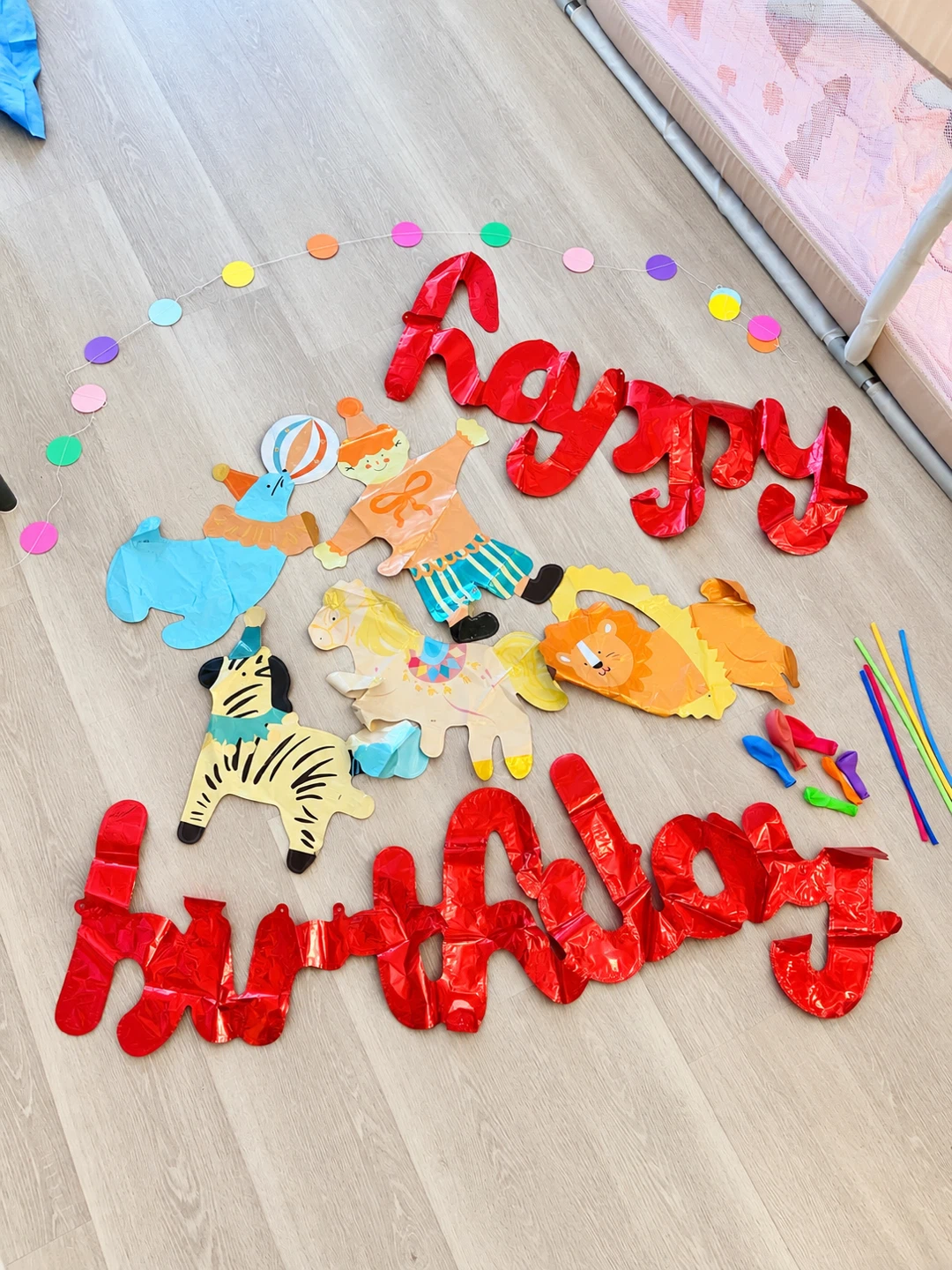 Circus Themed Birthday Party Balloon Set- New item - photo 2