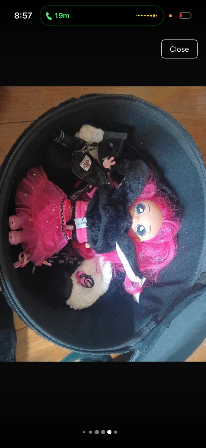 Na! Na! Na! Surprise Doll with Plush Carrying Case - photo 5