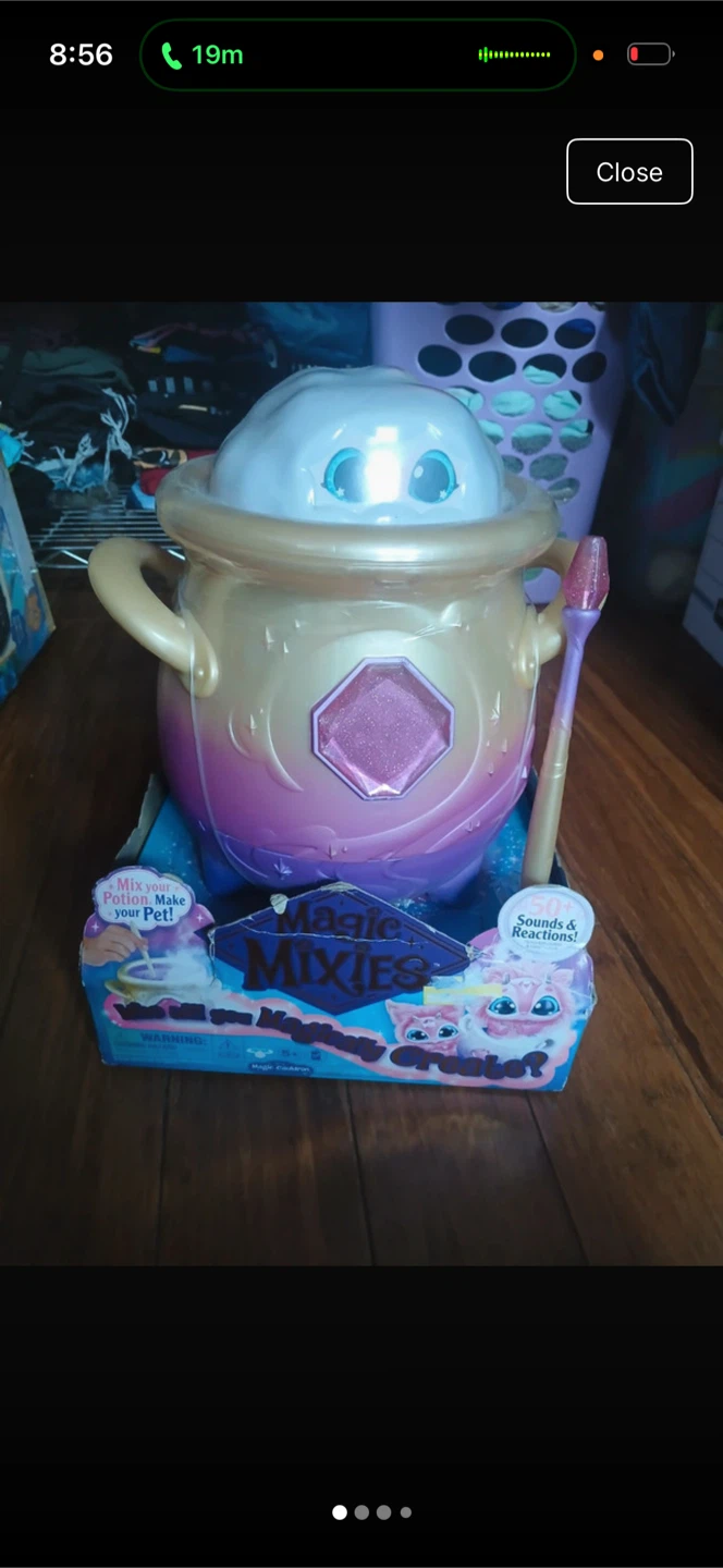 Magic Mixies Magical Misting Cauldron