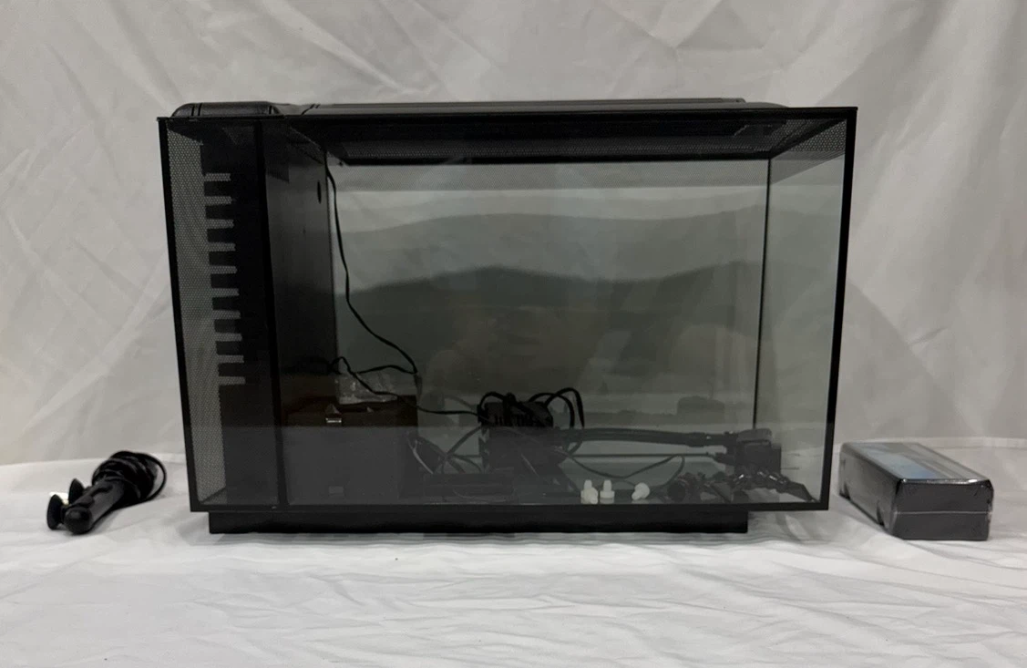 Fluval Sea EVO Aquarium Kit - 13.5 gallon