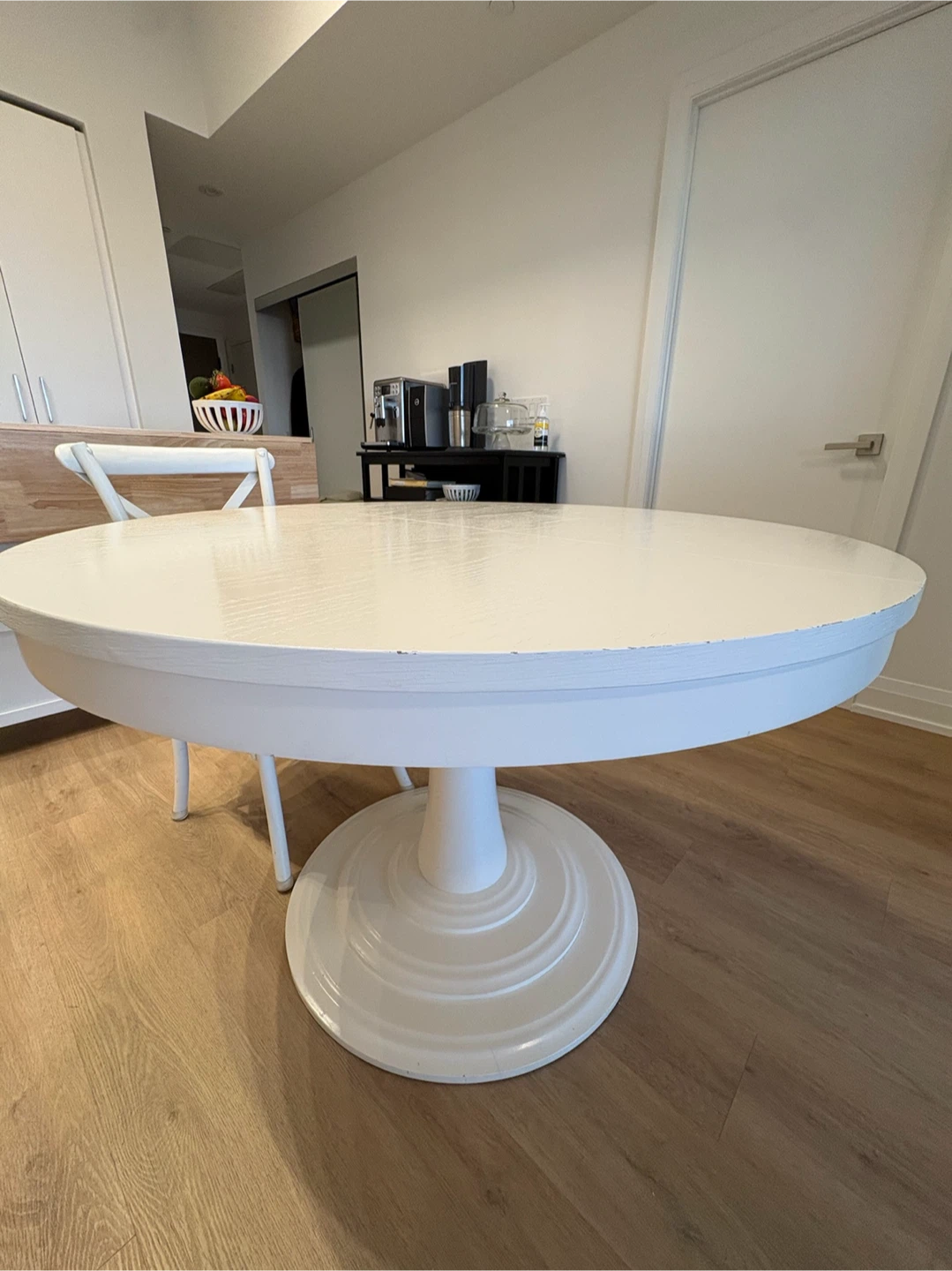 Crate & Barrel Extendable Dining Table - photo 4