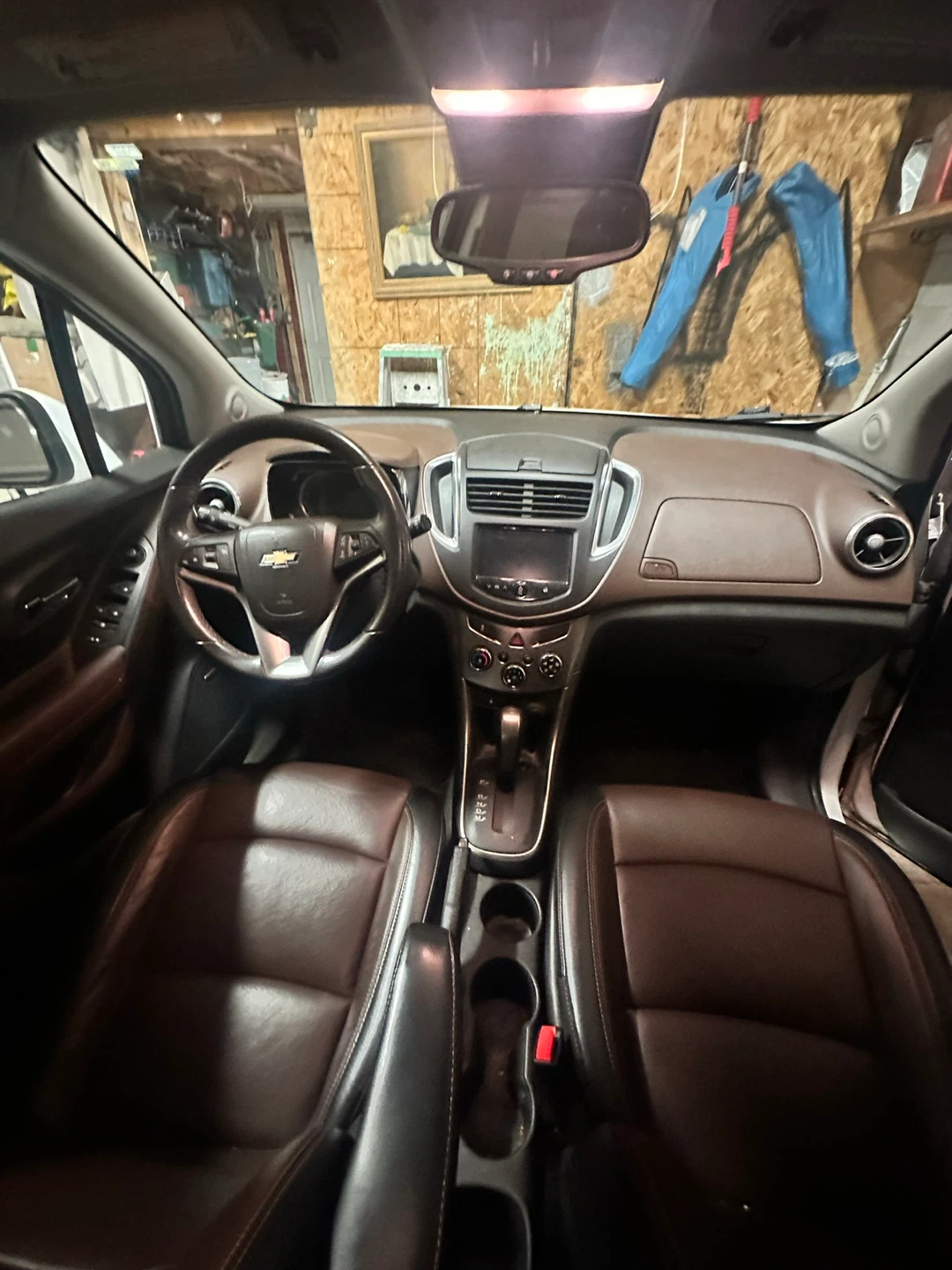 Chevrolet Trax White SUV