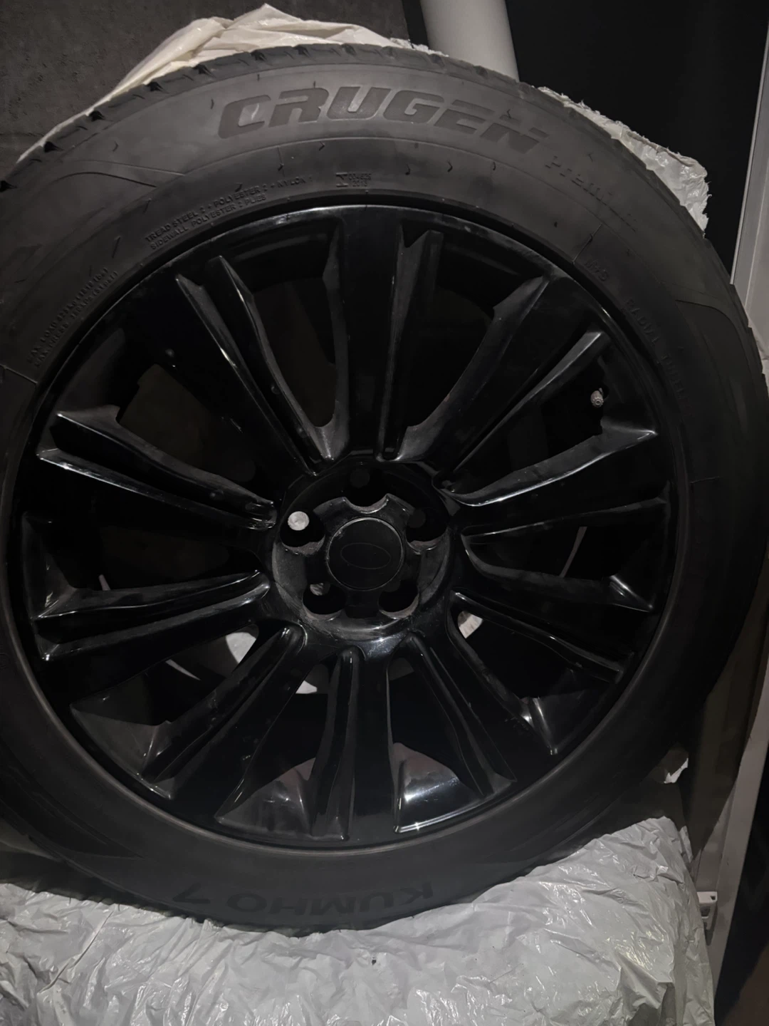 RANGE ROVER RIM AND SUMMER TIRES - photo 4