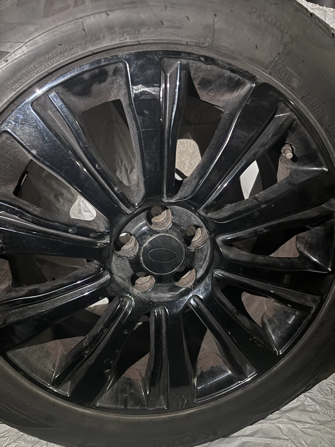 RANGE ROVER RIM AND SUMMER TIRES - photo 5