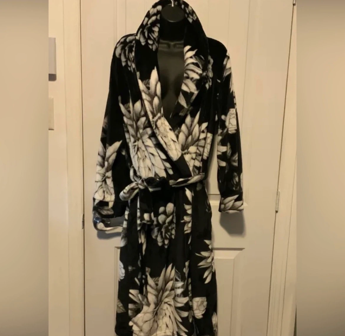 La Vie en Rose floral print bathrobe
