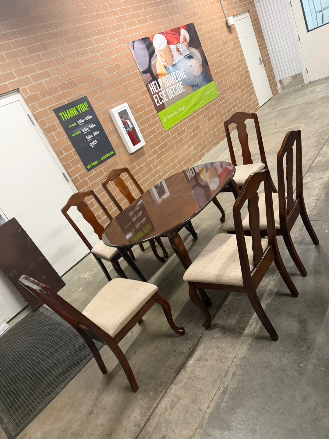 Dining table set with 6 chairs and 1 leaf - photo 2