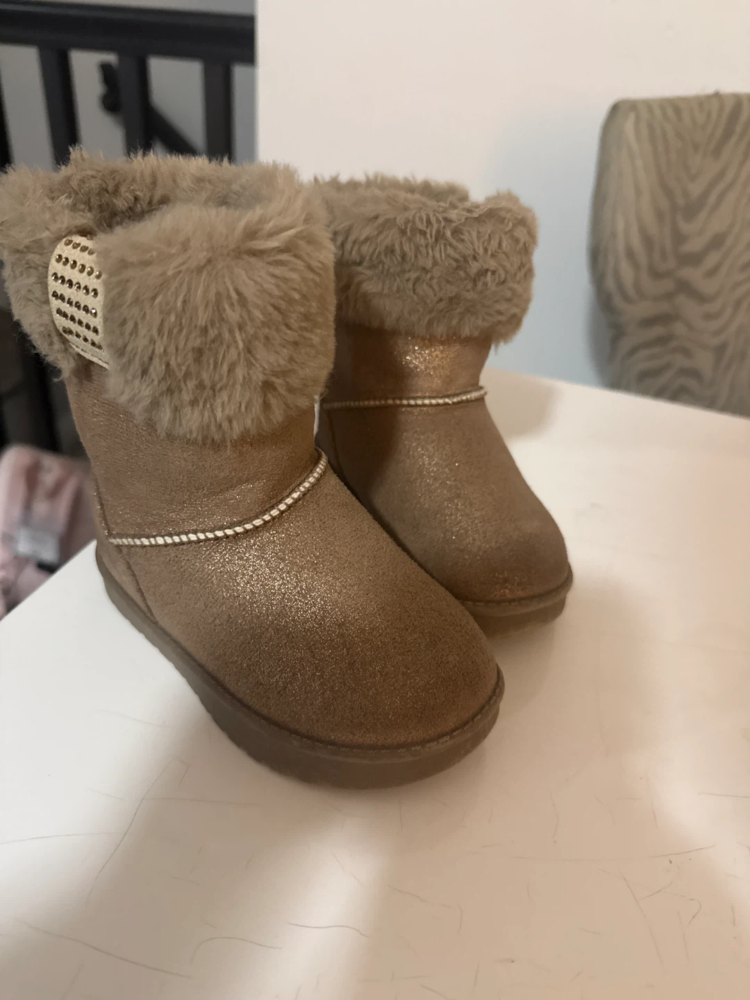 Tan faux fur winter boots for kids - photo 3