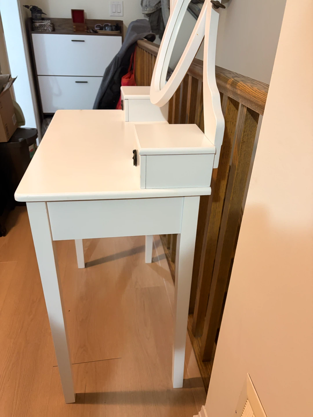 White Vanity Table with Mirror - photo 3