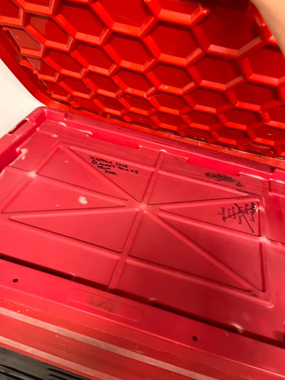 12 Storage Containers - photo 3