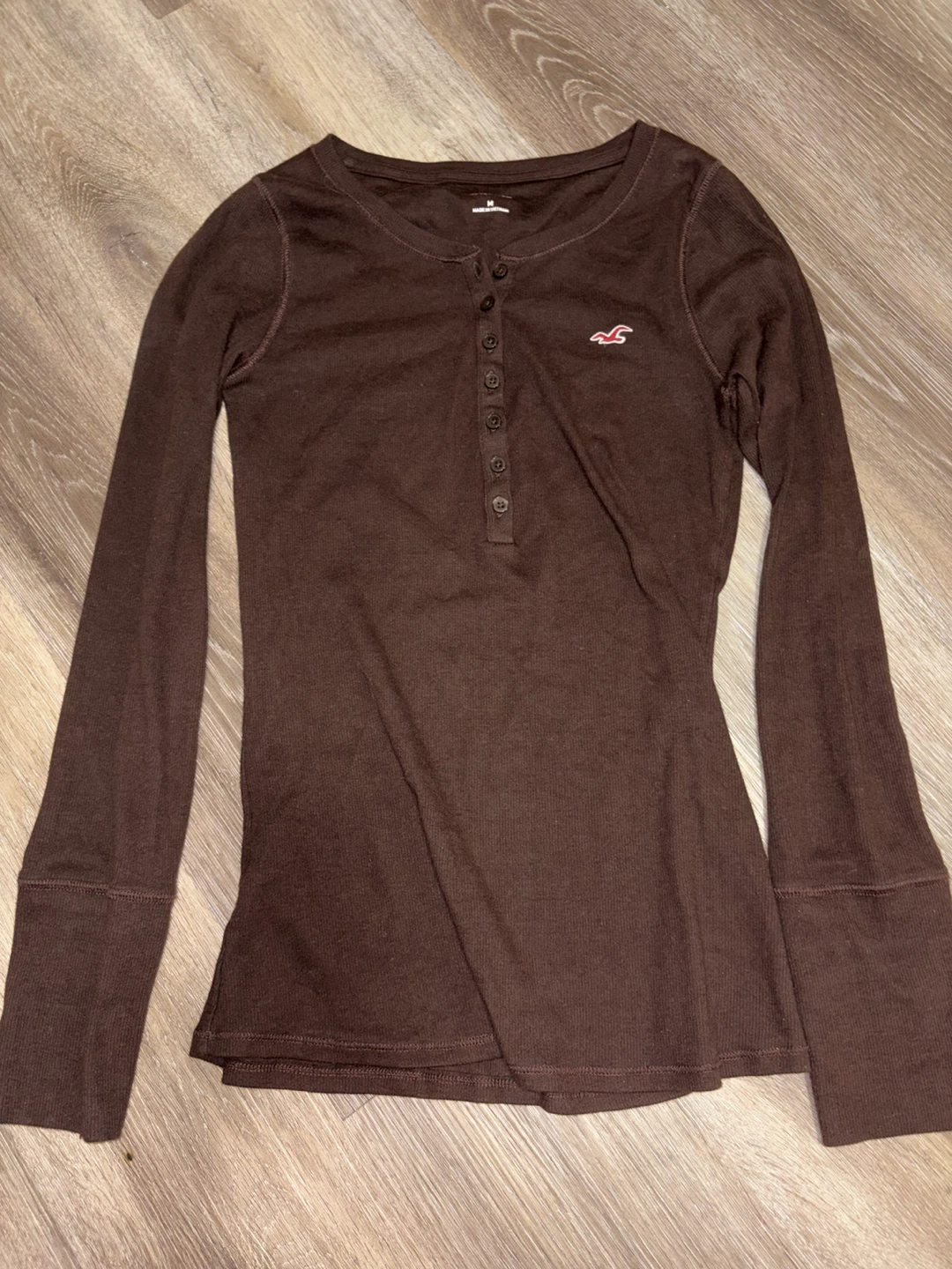 Hollister Sweater and Long Sleeve Bundle - photo 4