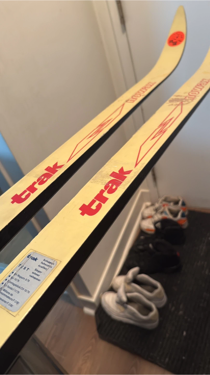 Trak Nordic Tour Cross-Country Skis - photo 3