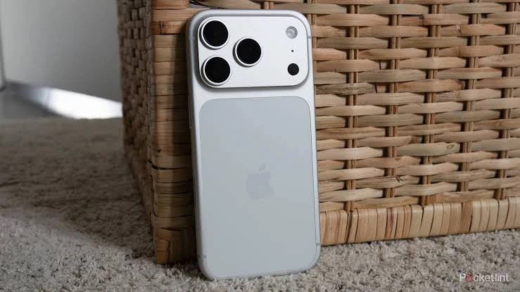 iPhone 17 pro starlight 256 gb - photo 2