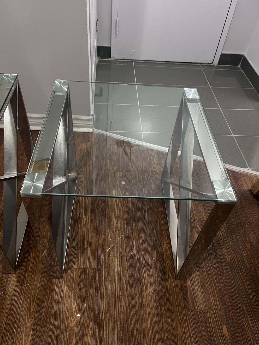 Set of 2 Glass Side Tables - photo 4
