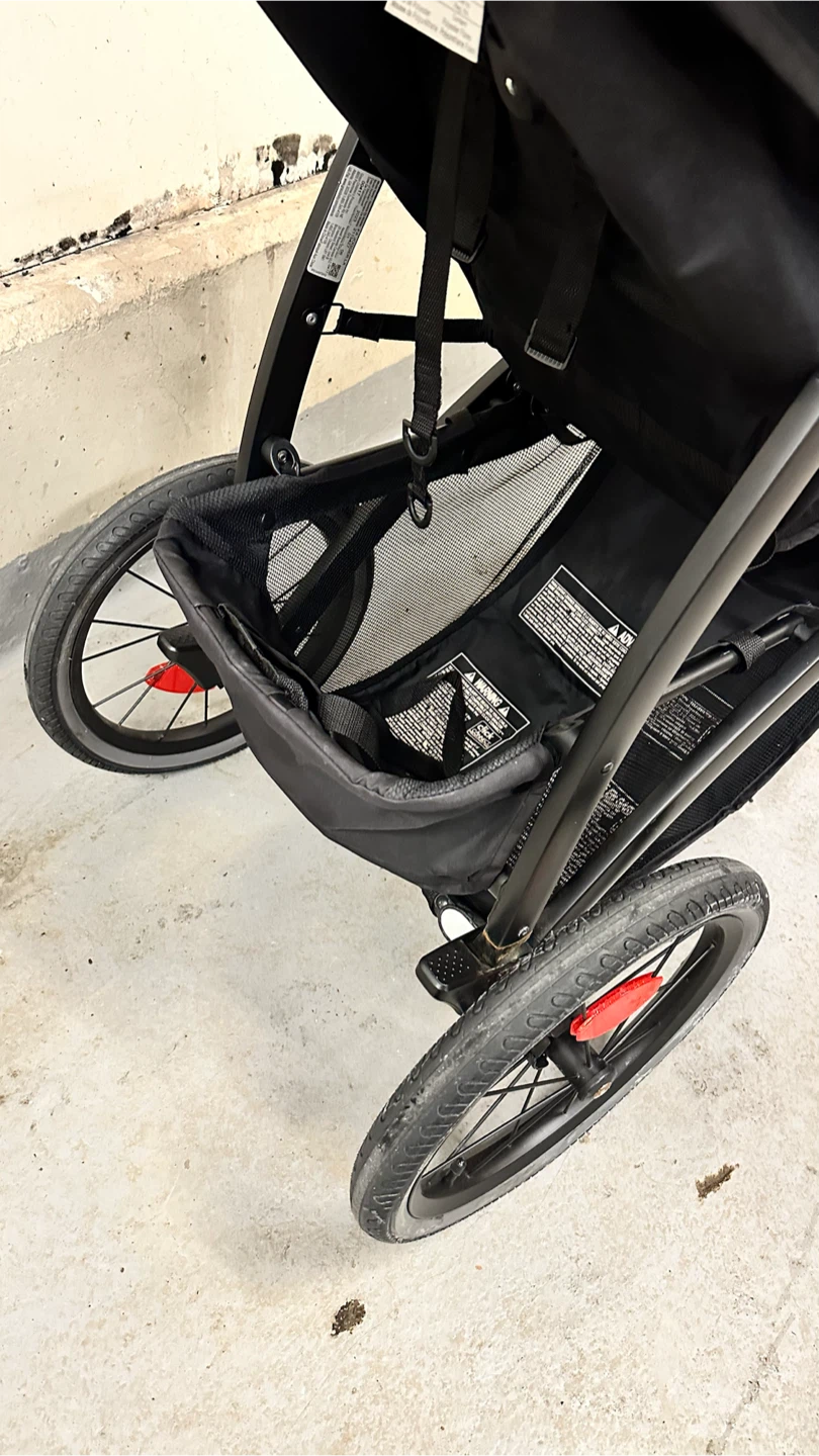 Graco Jogging Stroller - Black and Grey - photo 2