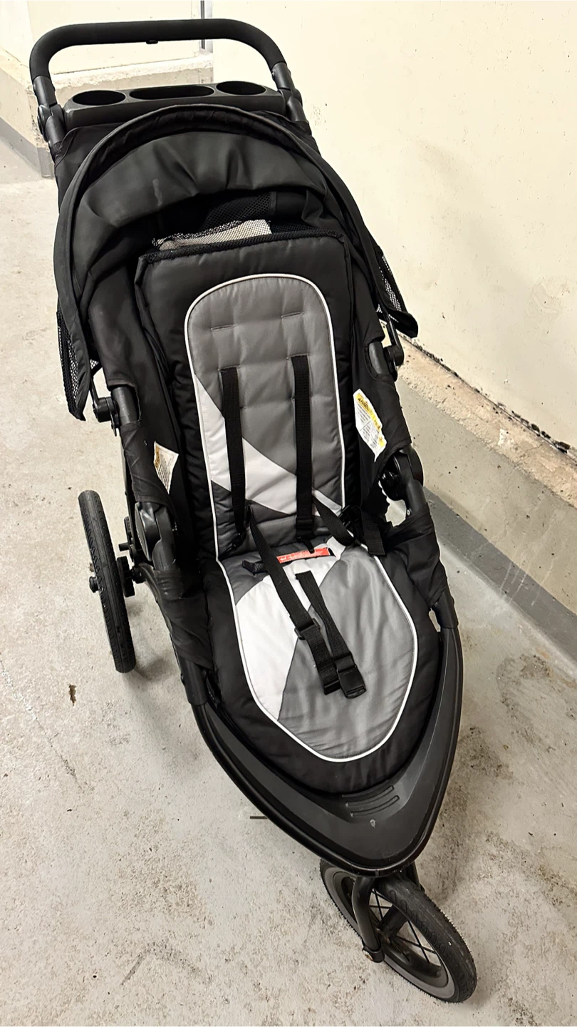 Graco Jogging Stroller - Black and Grey - photo 4