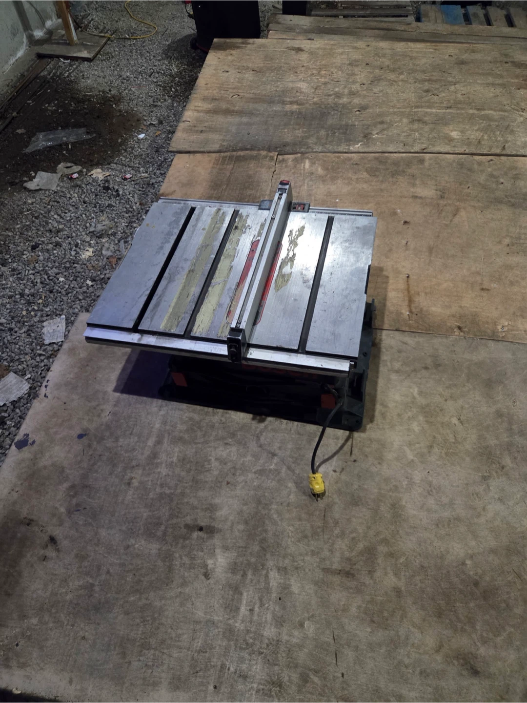 Bosch 4000 10-inch Table Saw