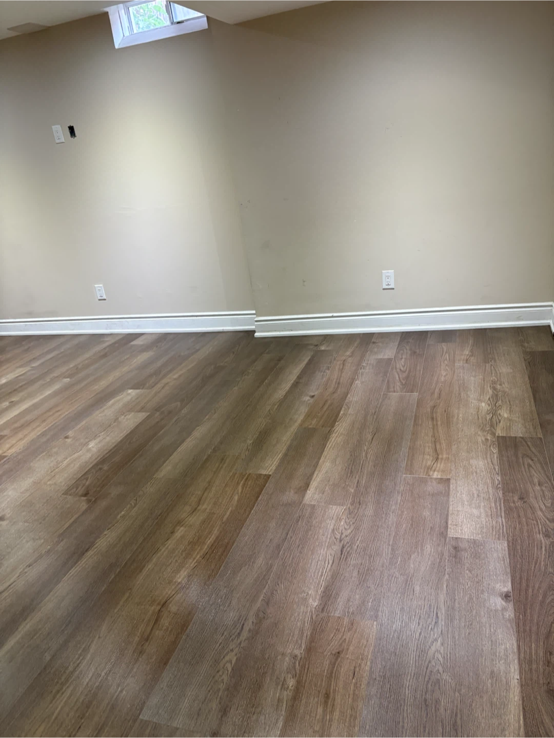 Basement for rent - photo 5