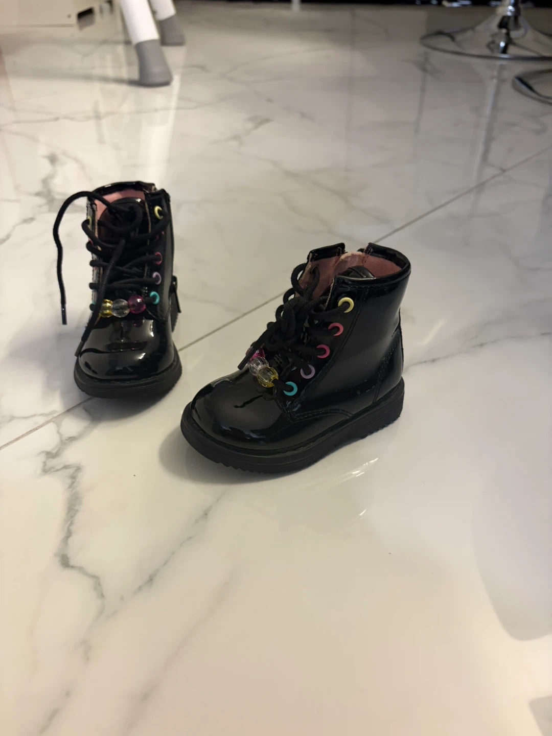The Children's Place Black Patent Boots Size 4 - photo 2