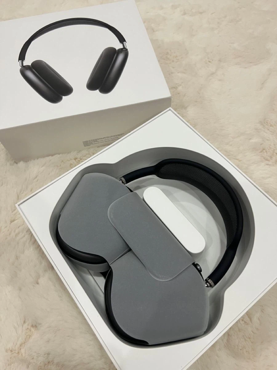 Apple AirPods Max Headphones Space Grey