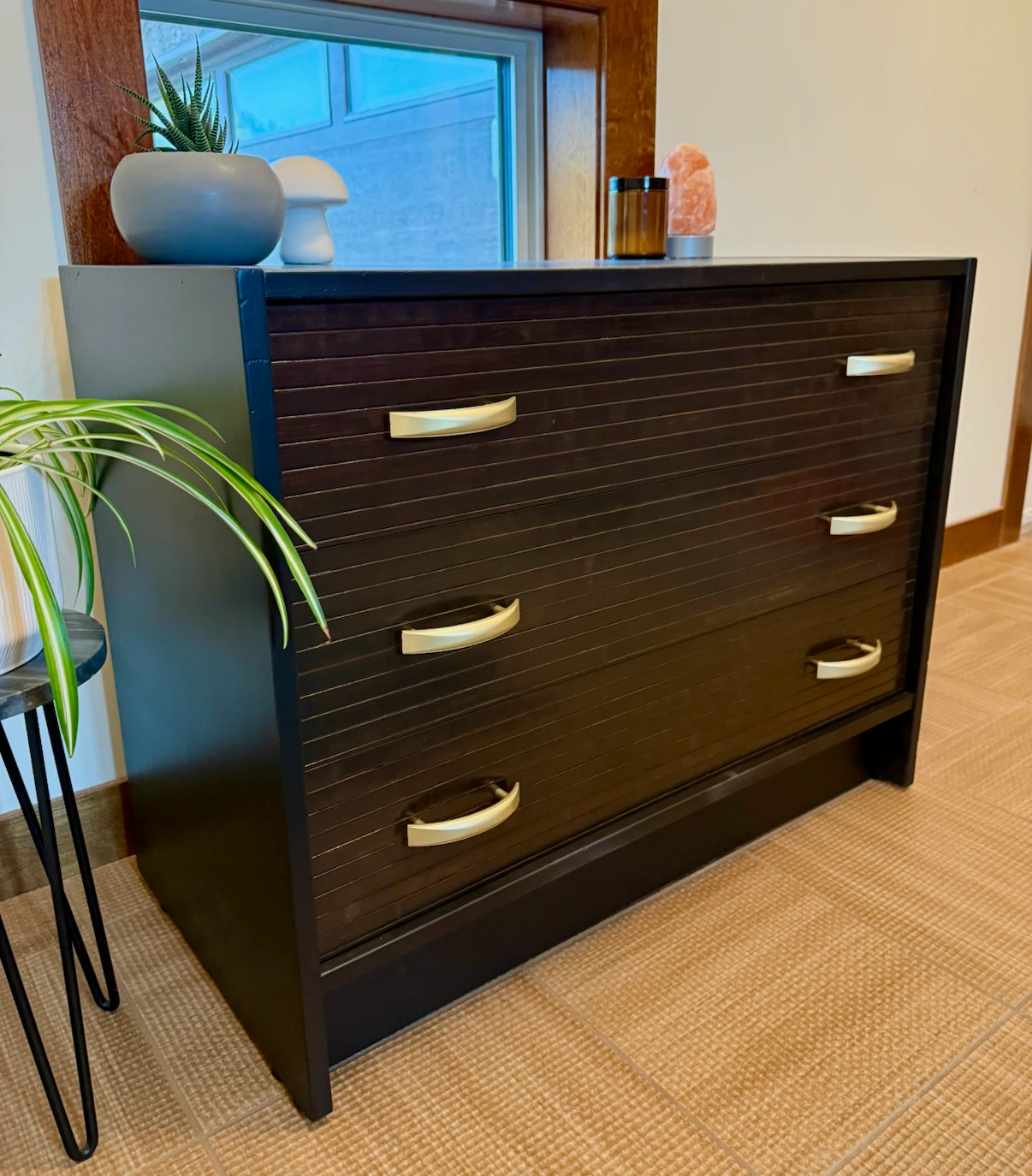 Refinished Fluted 3-Drawer Dresser – Dark Wood & Black