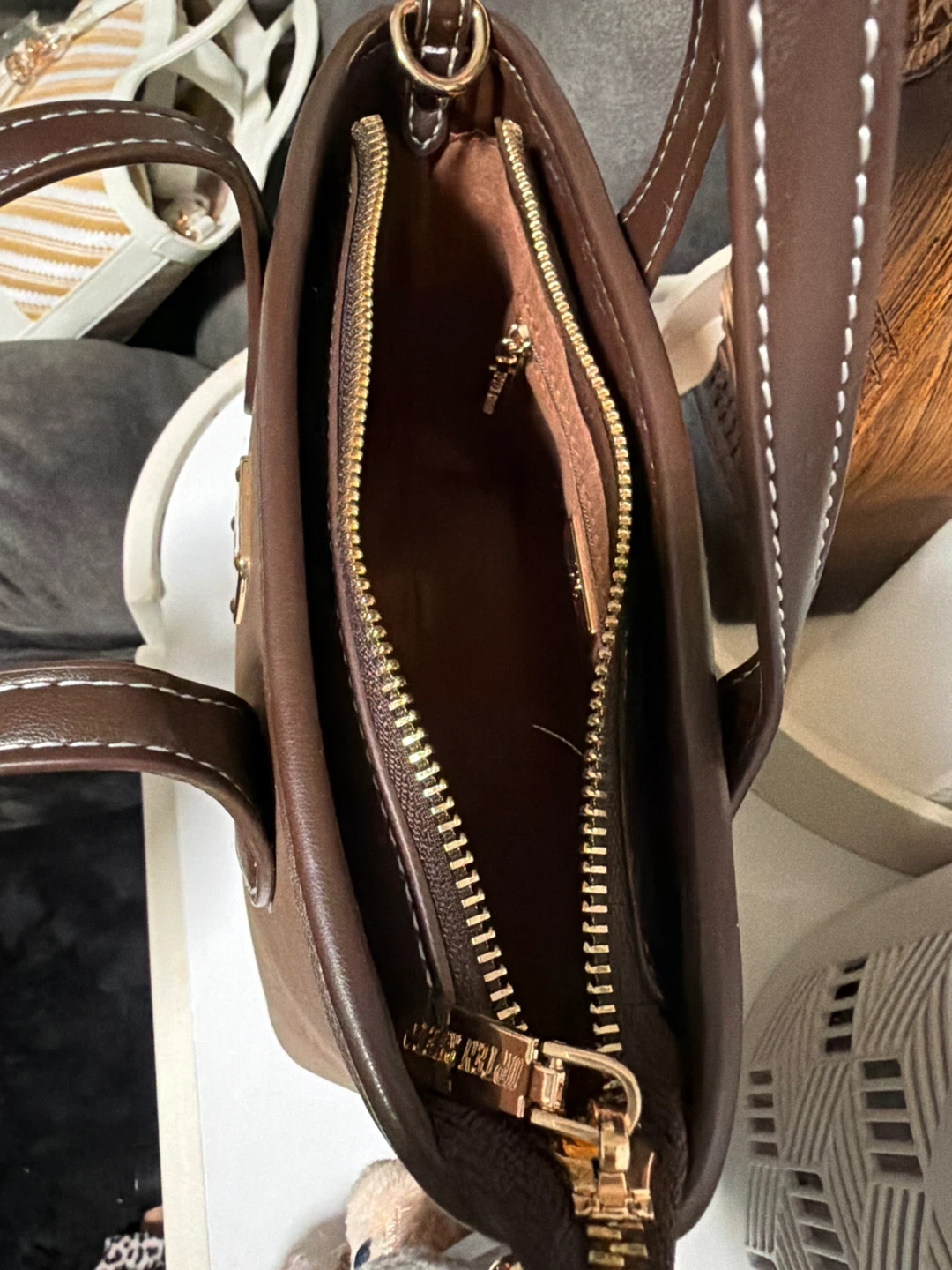 Brown Bear Emblem Mini Handbag - photo 2
