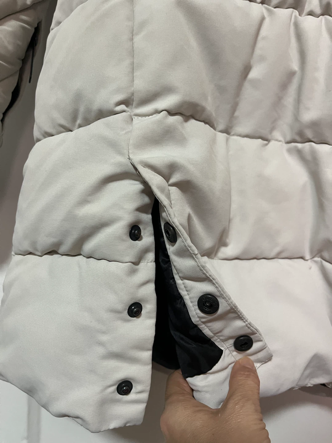 Guess Quilted Puffer Jacket - photo 4