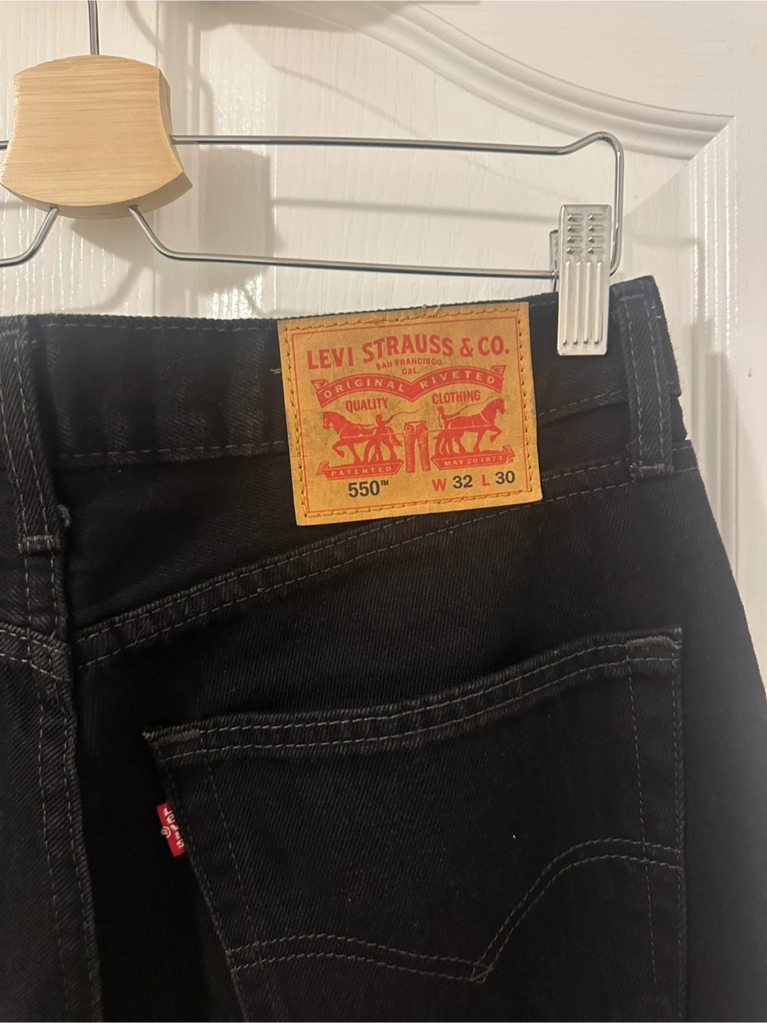 2 of Levi’s 505 ,1 of Levi’s 550 - photo 3
